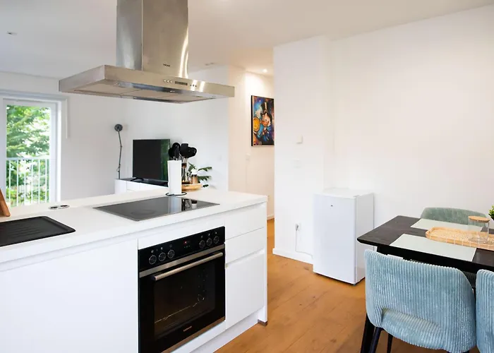 Schoene, Zentrale Fuer 4 Personen *